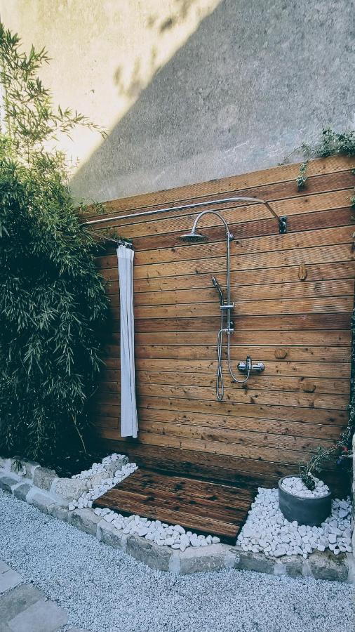 Rector'S Villa - Charming Retreat In Old Town With Jacuzzi In Private Courtyard Rab Town Bagian luar foto